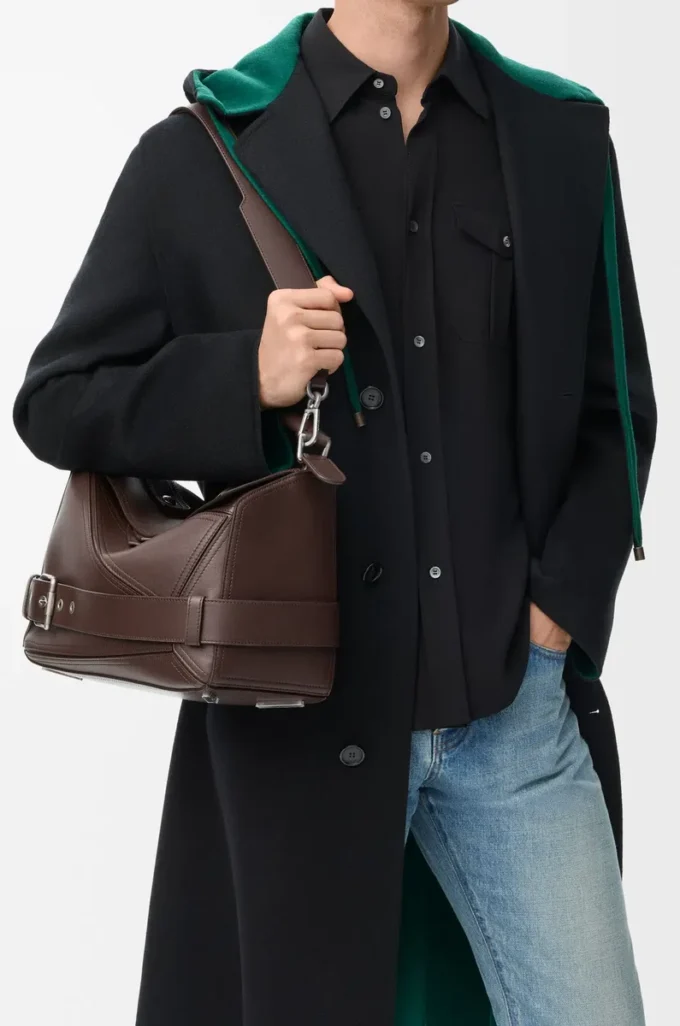 Bolso Puzzle Biker grande en piel de becerro brillante color castaño oscuro Bolso Puzzle Biker grande en piel de becerro brillante color castaño oscuro