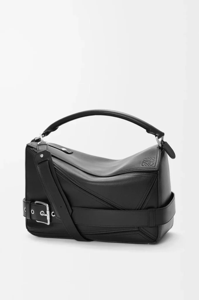 Bolso Puzzle Biker grande en piel de becerro brillante, color negro Bolso Puzzle Biker grande en piel de becerro brillante, color negro