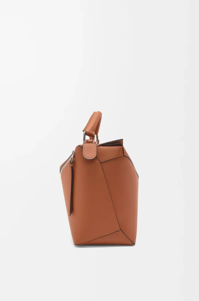 Bolso Puzzle Edge grande en piel de becerro clásica color tostado Bolso Puzzle Edge grande en piel de becerro clásica color tostado