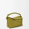 Bolso Puzzle Edge pequeño en piel de becerro clásica Light Moss Bolso Puzzle Edge pequeño en piel de becerro clásica Light Moss