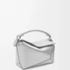Bolso Puzzle Edge pequeño en piel de cordero laminada Plata Bolso Puzzle Edge pequeño en piel de cordero laminada Plata