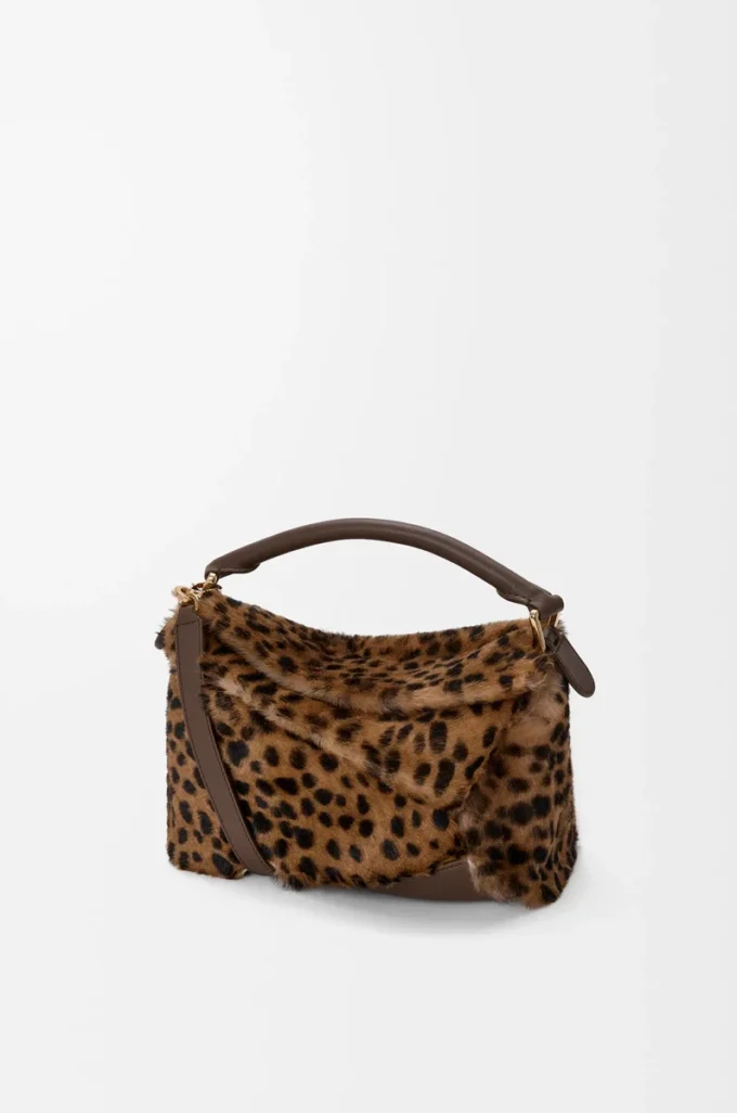 Bolso Puzzle Edge pequeño en piel de oveja estampada Beige/Marrón Bolso Puzzle Edge pequeño en piel de oveja estampada Beige/Marrón