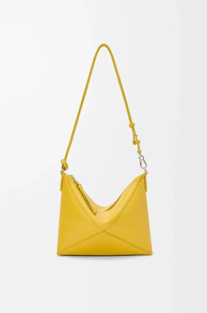 Bolso Puzzle Fold en piel de becerro napa brillante Dandelion Bolso Puzzle Fold en piel de becerro napa brillante Dandelion