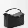 Bolso Puzzle grande en piel de becerro granulada flexible, color negro Bolso Puzzle grande en piel de becerro granulada flexible, color negro