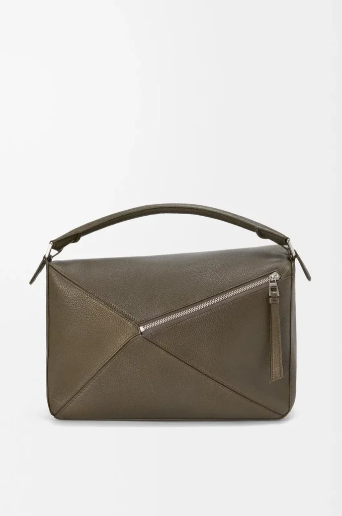 Bolso Puzzle grande en piel de becerro granulada flexible color tundra Bolso Puzzle grande en piel de becerro granulada flexible color tundra