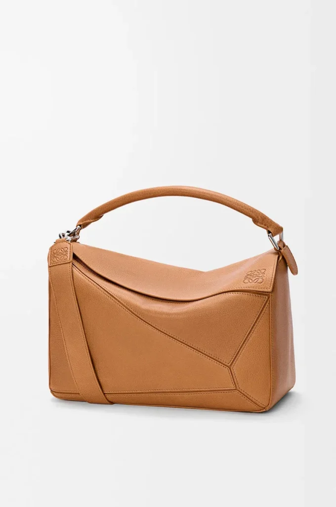 Bolso Puzzle grande en piel de becerro granulada flexible marrón claro cañón Bolso Puzzle grande en piel de becerro granulada flexible marrón claro cañón