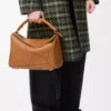 Bolso Puzzle grande en piel de becerro granulada flexible marrón claro cañón Bolso Puzzle grande en piel de becerro granulada flexible marrón claro cañón