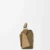 Bolso Puzzle pequeño en piel de becerro clásica y ante Oliva/Dorado Bolso Puzzle pequeño en piel de becerro clásica y ante Oliva/Dorado