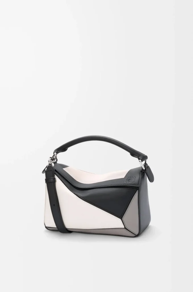 Bolso Puzzle pequeño en piel de becerro napa Gris/Light Ghost Bolso Puzzle pequeño en piel de becerro napa Gris/Light Ghost