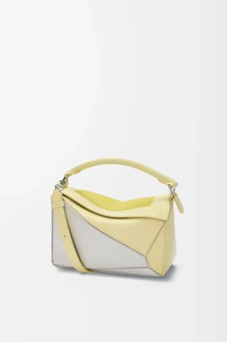 Bolso Puzzle pequeño en piel de becerro napa Gris pálido/Citrino claro