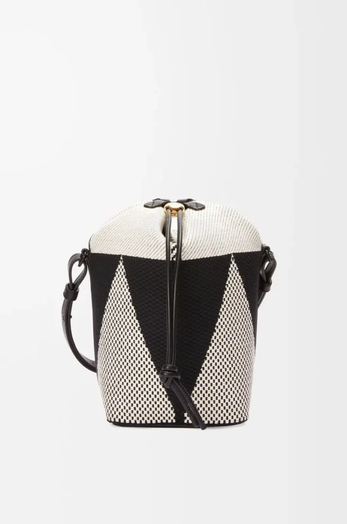 Bolso tipo cubo Small Treasure Bako en jacquard de lona y piel de becerro Natural/Negro Bolso tipo cubo Small Treasure Bako en jacquard de lona y piel de becerro Natural/Negro