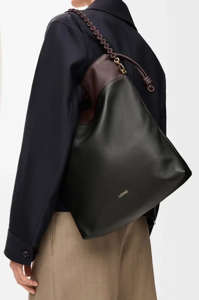 Bolso tote Flamenco en suave piel de cordero napa Negro/Castaño oscuro Bolso tote Flamenco en suave piel de cordero napa Negro/Castaño oscuro
