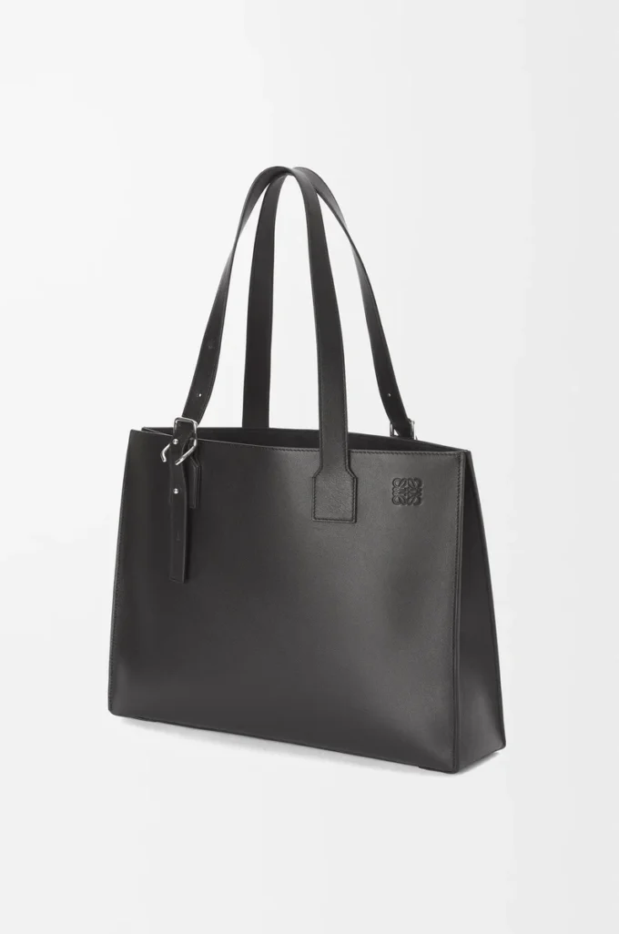 Bolso tote horizontal Buckle en piel de becerro clásica negra Bolso tote horizontal Buckle en piel de becerro clásica negra