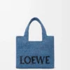 Bolso tote LOEWE Font pequeño en rafia azul claro Bolso tote LOEWE Font pequeño en rafia azul claro
