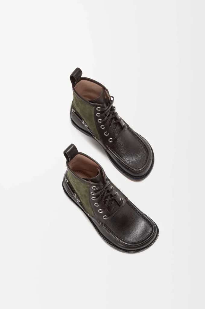 Botines tipo mocasín Campo en piel de becerro y ante marrón oscuro/verde Botines tipo mocasín Campo en piel de becerro y ante marrón oscuro/verde