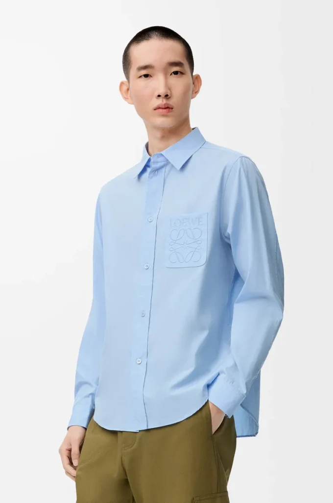 Camisa de algodón azul claro