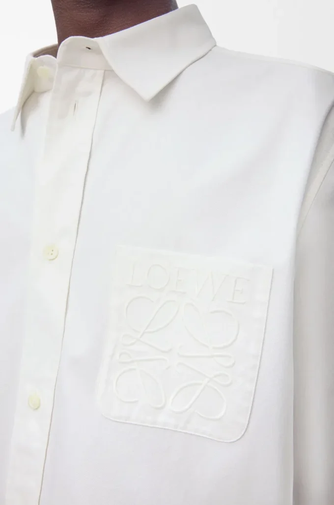 Camisa de algodón blanco