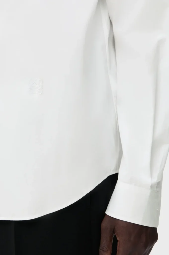 Camisa de algodón blanco