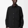 Camisa de lana. Color negro. Camisa de lana. Color negro.