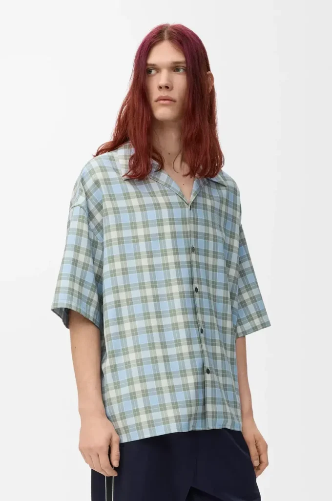 Camisa de manga corta en mezcla de lana azul claro/blanco Camisa de manga corta en mezcla de lana azul claro/blanco