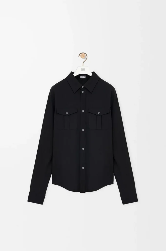 Camisa en mezcla de viscosa. Camisa en mezcla de viscosa.