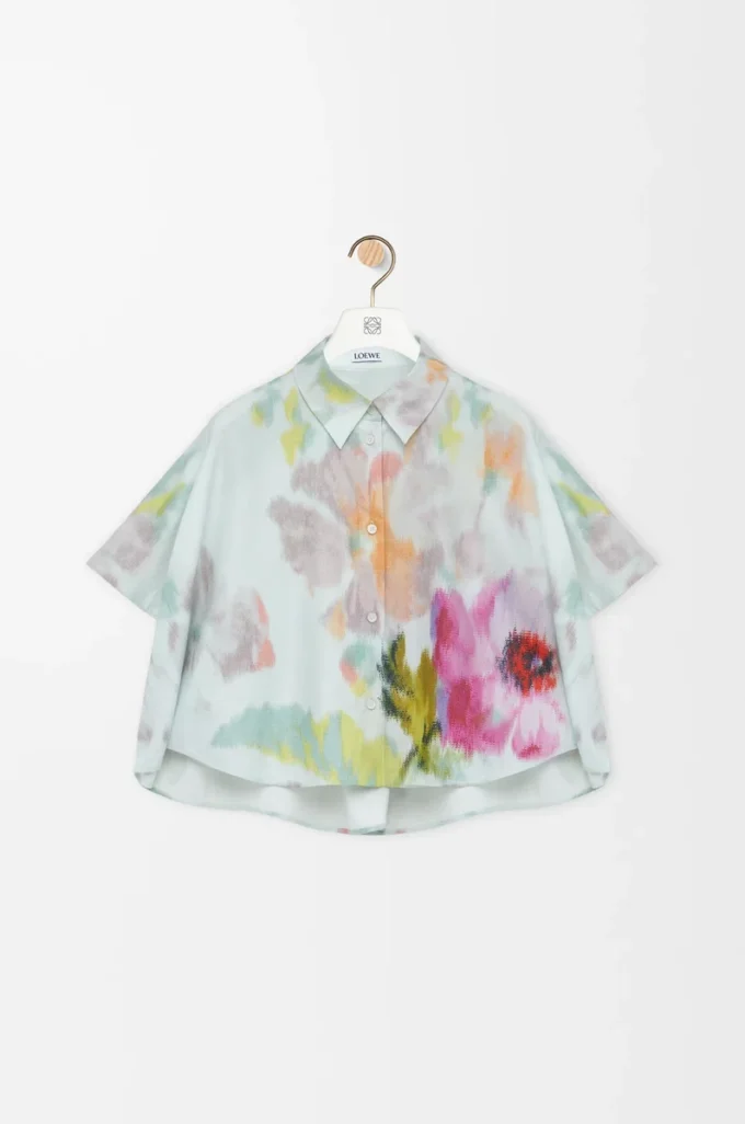 Camisa trapecio de manga corta en algodón y seda Azul claro/Multicolor Camisa trapecio de manga corta en algodón y seda Azul claro/Multicolor