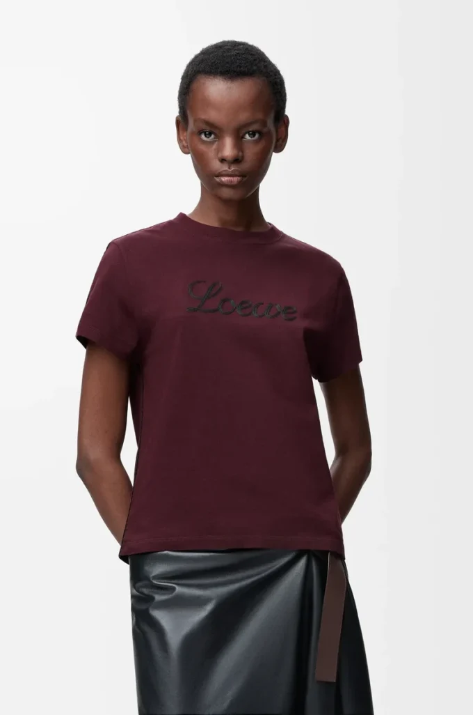 Camiseta de corte holgado en algodón, color burdeos