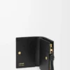 Cartera compacta Knot en piel de anguila negra Cartera compacta Knot en piel de anguila negra