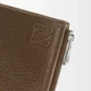Cartera compacta y delgada en piel de ciervo Tundra Cartera compacta y delgada en piel de ciervo Tundra
