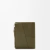 Cartera compacta y delgada Puzzle en piel de becerro clásica Dark Khaki Cartera compacta y delgada Puzzle en piel de becerro clásica Dark Khaki