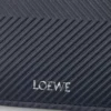 Cartera doble en piel de becerro clásica texturizada Deep Navy Cartera doble en piel de becerro clásica texturizada Deep Navy