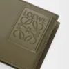 Cartera doble para monedas en piel de becerro satinada verde caqui Cartera doble para monedas en piel de becerro satinada verde caqui