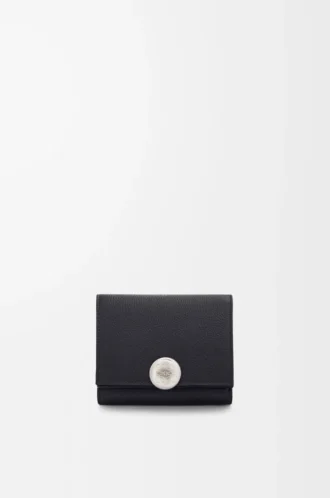 Cartera plegable de tres pliegues en piel de becerro granulado Pebble, color negro
