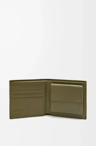 Cartera plegable para monedas en piel de becerro clásica texturizada Dark Khaki Cartera plegable para monedas en piel de becerro clásica texturizada Dark Khaki
