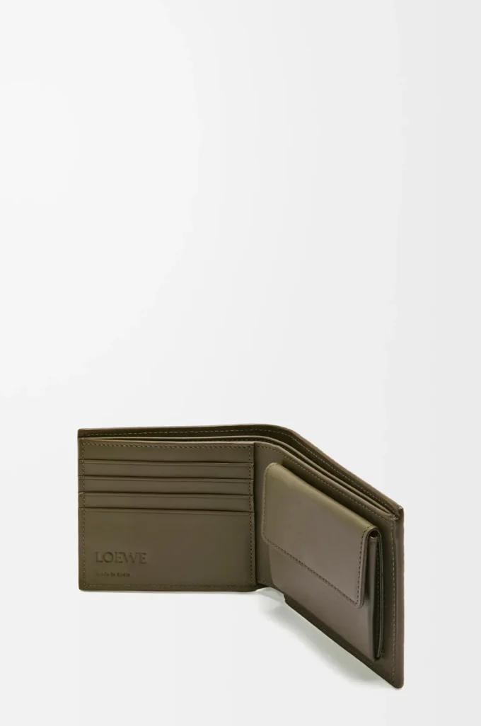 Cartera plegable para monedas en piel de becerro clásica texturizada Dark Khaki Cartera plegable para monedas en piel de becerro clásica texturizada Dark Khaki