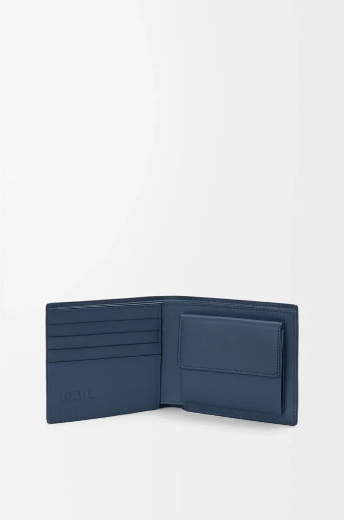 Cartera plegable para monedas en piel de becerro satinada teñida en índigo Cartera plegable para monedas en piel de becerro satinada teñida en índigo