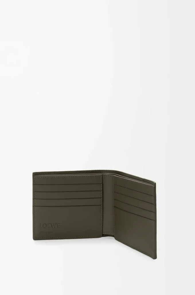 Cartera Puzzle de doble pliegue en piel de becerro clásica Dark Khaki Cartera Puzzle de doble pliegue en piel de becerro clásica Dark Khaki
