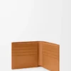 Cartera Puzzle de doble pliegue en suave piel de becerro granulada, color marrón claro cañón Cartera Puzzle de doble pliegue en suave piel de becerro granulada, color marrón claro cañón