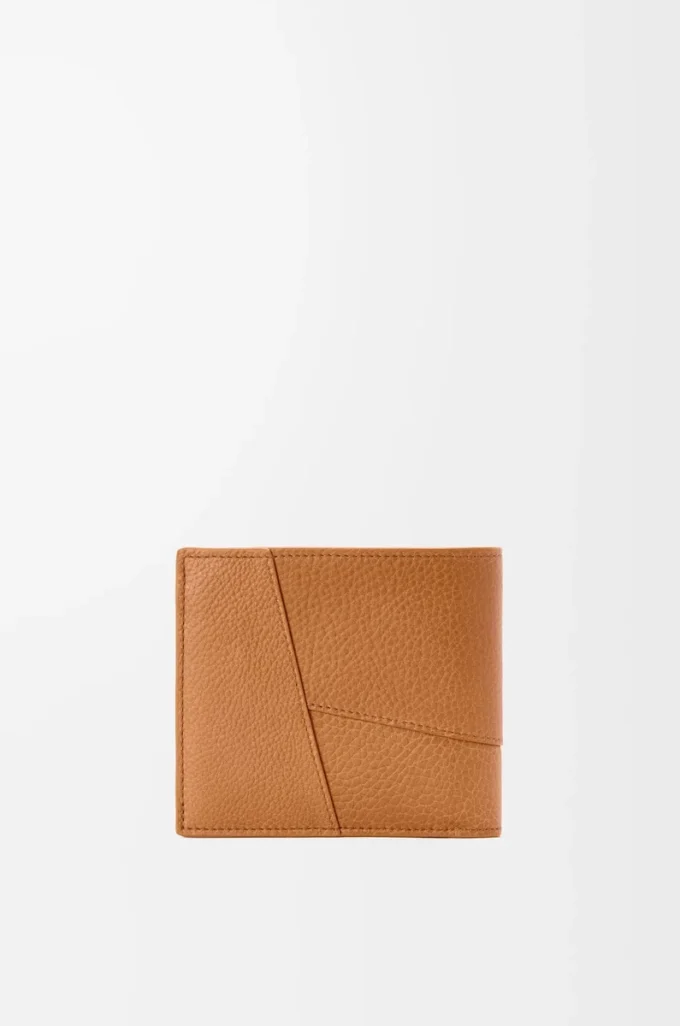 Cartera Puzzle de doble pliegue en suave piel de becerro granulada, color marrón claro cañón Cartera Puzzle de doble pliegue en suave piel de becerro granulada, color marrón claro cañón