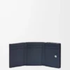 Cartera triple en piel de becerro granulada suave azul marino intenso Cartera triple en piel de becerro granulada suave azul marino intenso