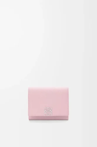 Cartera tríptica Anagram en piel de becerro granulada Blossom