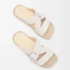 Chanclas espadrilles con forma de pétalo en suave piel de becerro. Blanco