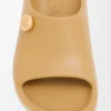 Chanclas Pebble de espuma Concealer medio/dorado Chanclas Pebble de espuma Concealer medio/dorado