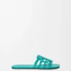 Chanclas Petal Anagram en piel de becerro suave Turquesa Chanclas Petal Anagram en piel de becerro suave Turquesa