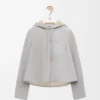 Chaqueta con capucha en piel de oveja gris claro jaspeado Chaqueta con capucha en piel de oveja gris claro jaspeado