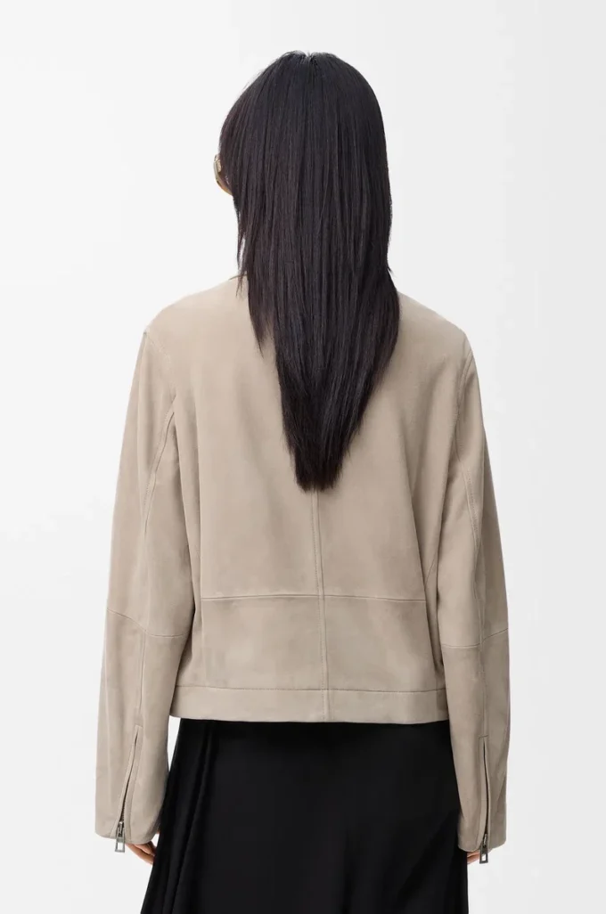 Chaqueta con cinturón de piel de cabra anteada Beige oscuro Chaqueta con cinturón de piel de cabra anteada Beige oscuro