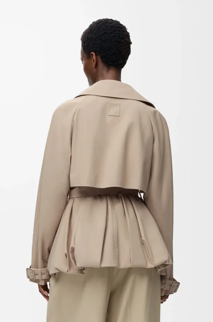 Chaqueta de algodón beige Chaqueta de algodón beige