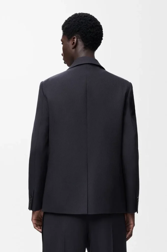 Chaqueta de lana azul marino oscuro Chaqueta de lana azul marino oscuro