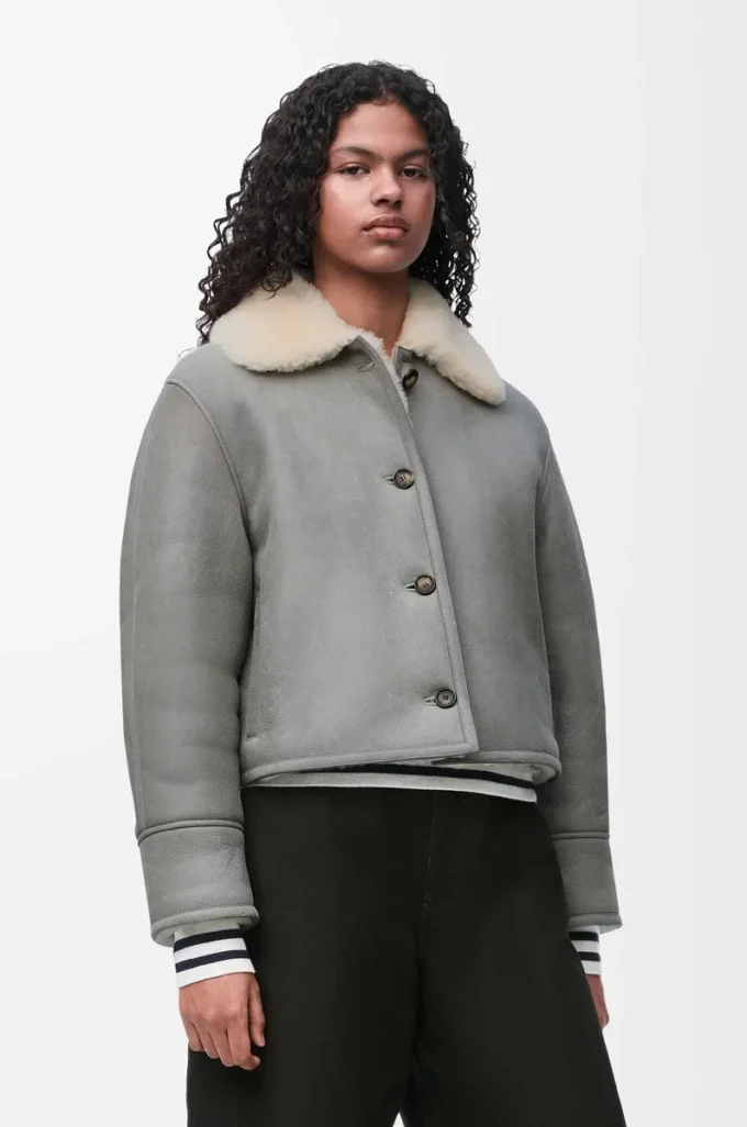 Chaqueta de piel de oveja gris Chaqueta de piel de oveja gris