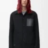 Chaqueta de trabajo de lana y cachemira, color negro. Chaqueta de trabajo de lana y cachemira, color negro.